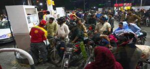 Fuel Crisis Cripples Pakistan! Petrol and Diesel Prices Skyrocket Amid Iran-Israel War