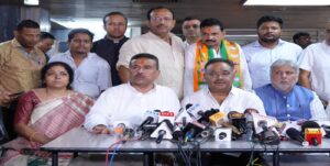‘BJP Workers Must Wear Posters Post-May 4!’ Mamata’s Viral Threat Sparks National Outrage