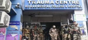 Trauma Care Toilets Locked! Patient Collapses While Walking to Pay-and-Use Facility at RG Kar