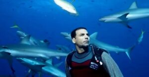 Surrounded by 45 Sharks! Akshay Kumar’s Horrific Near-Death Incident Underwater