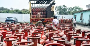 LPG Connection at Risk! Centre Issues Strict New Rules: Mandatory Switch to PNG or Lose Your Cylinder