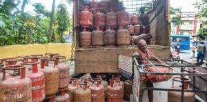 Will Iran-Israel War Set Your Kitchen on Fire? Major LPG Price Hike Likely from April 1st