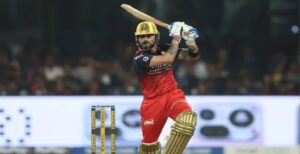 Vintage Kohli Destroys Hyderabad! RCB Chases Down 200 in Record Time