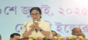 ‘Planning to Kill Me Again?’ Mamata Hits Back at Amit Shah’s ‘Bandage’ Taunt Ahead of 2026 Polls