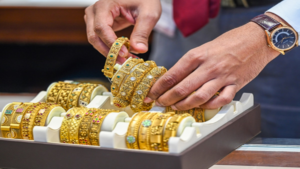 Gold Prices Hit Record High! 24K Gold Touches ₹1.5 Lakh Mark per 10 Grams