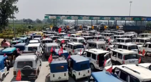 Red Wave in Karandighi! Hundreds of Vehicles and Massive Crowds Join Haji Sahabuddin’s Rally