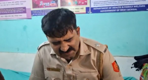Suri Turns Into Battlefield! IC Shailendra Upadhyay Injured as Mob Pelts Stones Over Graveyard Dispute