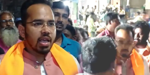 Clash of Titans in Tarakeswar! ‘Joy Bangla’ vs ‘Jai Shri Ram’ Rivalry Turns Violent, Watch Viral Video